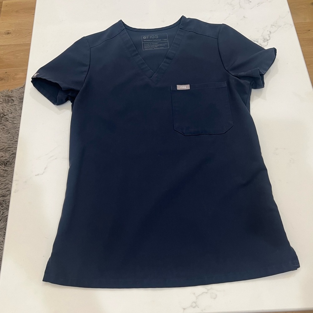 Figs One Pocket Scrub Top